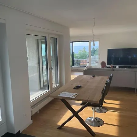 Seenaehe 300 Meter 126 Qm Wohnflaeche 4-6 Betten *