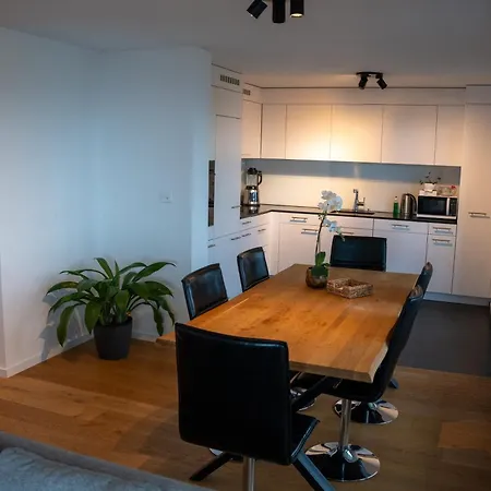 Seenaehe 300 Meter 126 Qm Wohnflaeche 6 Betten