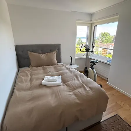 Seenaehe 300 Meter 126 Qm Wohnflaeche 6 Betten Appartement *