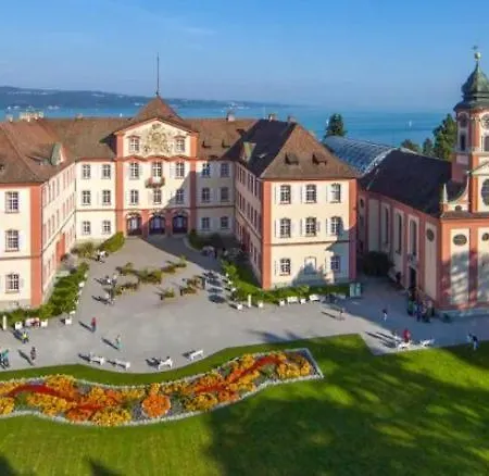 Seenaehe 300 Meter 126 Qm Wohnflaeche 6 Betten Appartement