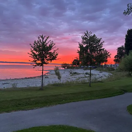 Seenaehe 300 Meter 126 Qm Wohnflaeche 6 Betten Appartement *