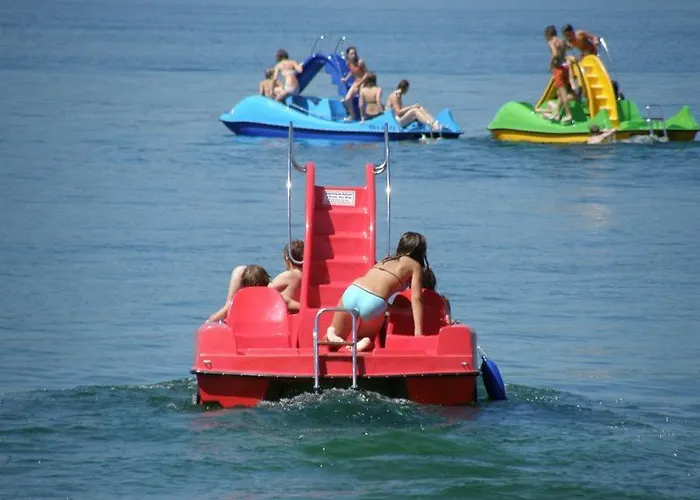 Seenaehe 300 Meter 126 Qm Wohnflaeche 6 Betten Appartement