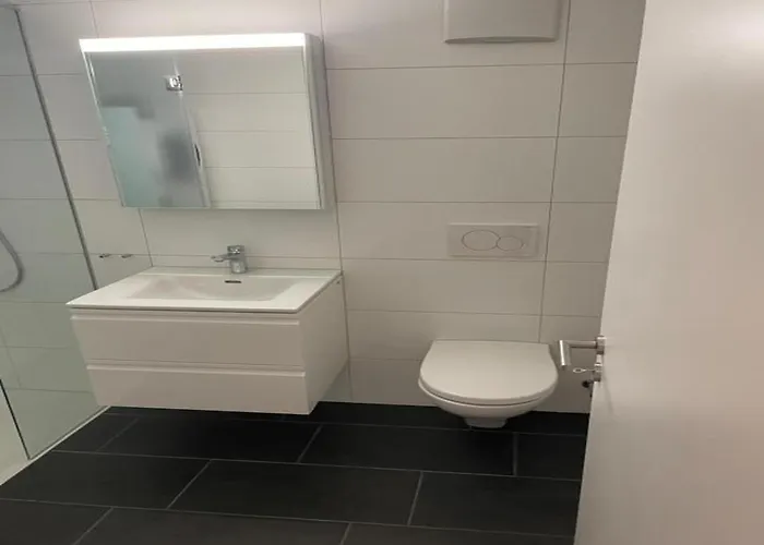 Appartement Seenaehe 300 Meter 126 Qm Wohnflaeche 6 Betten *