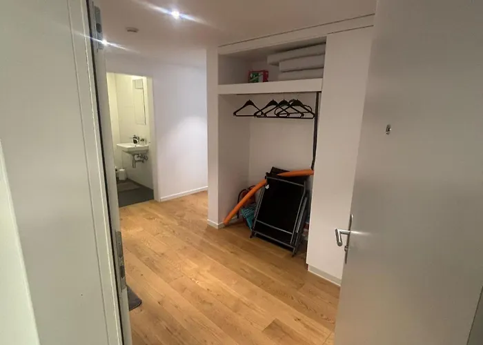 Seenaehe 300 Meter 126 Qm Wohnflaeche 6 Betten Appartement *