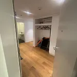 Seenaehe 300 Meter 126 Qm Wohnflaeche 6 Betten Apartmán *